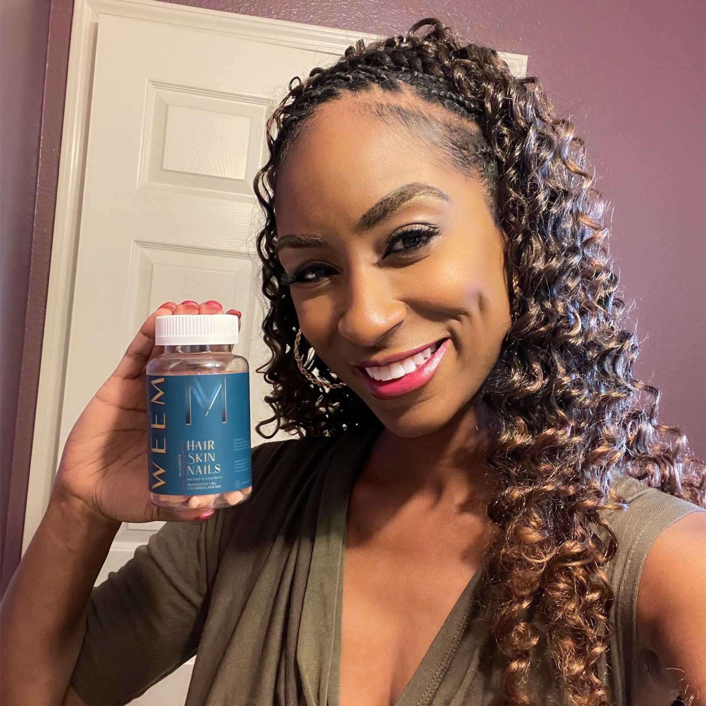 Cabello. Piel. Uñas Fórmula vegetal clínicamente probada para apoyar la salud del cabello